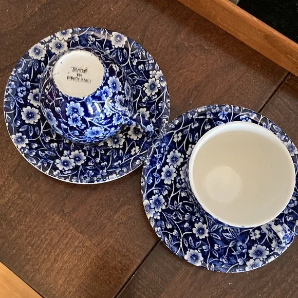 Blue & White Demi-Tasse Pair England - Picture 3 of 3